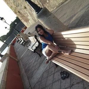 Meet your Posher, Ana